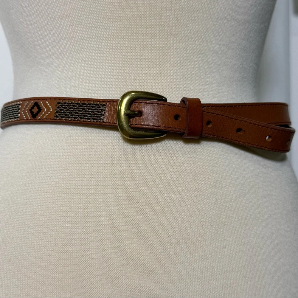 American Eagle Brown Western Leather thin Belt with Aztec design size Medium - Picture 2 of 10